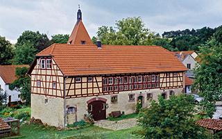 Ökologischer Scheunenumbau, Tiefengruben